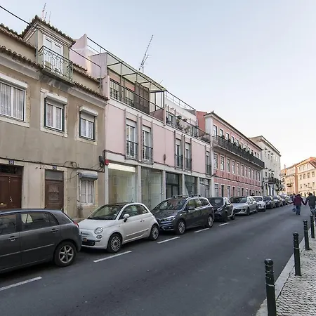 Typical Principe Real Duplex * Lisboa